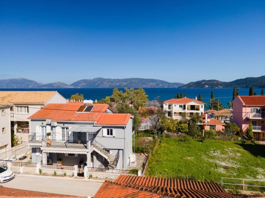 Апартаменты Eleni'S House Каравомилос Экстерьер фото